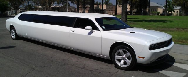 Austin-Challenger-Limo-Rental-Service.jpg