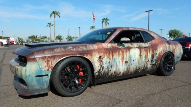 Patina-Wrap-Dodge-Challenger-01-e1536890204405.png