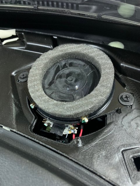 stock dash corner speaker.jpg